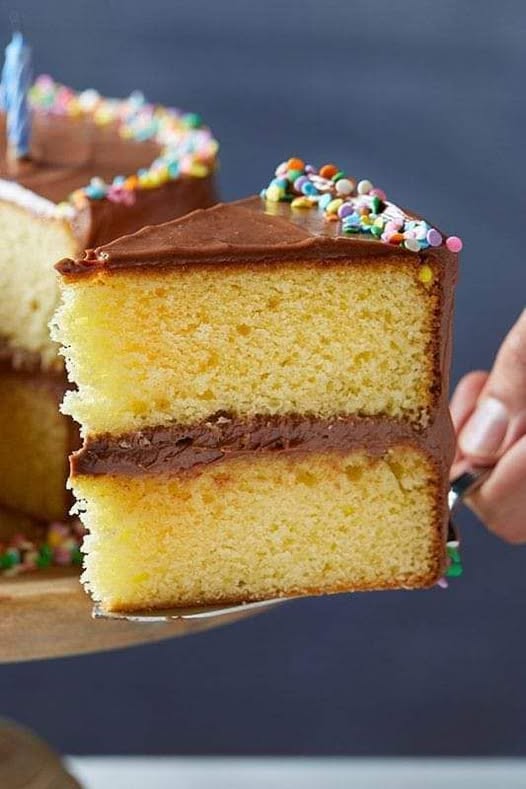 Moist Yellow Velvet Cake