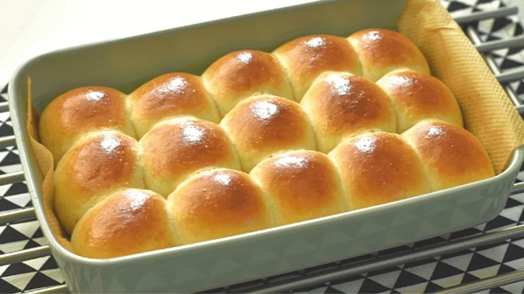 30 Minute Dinner Rolls 2 quick rolls fnnl 7