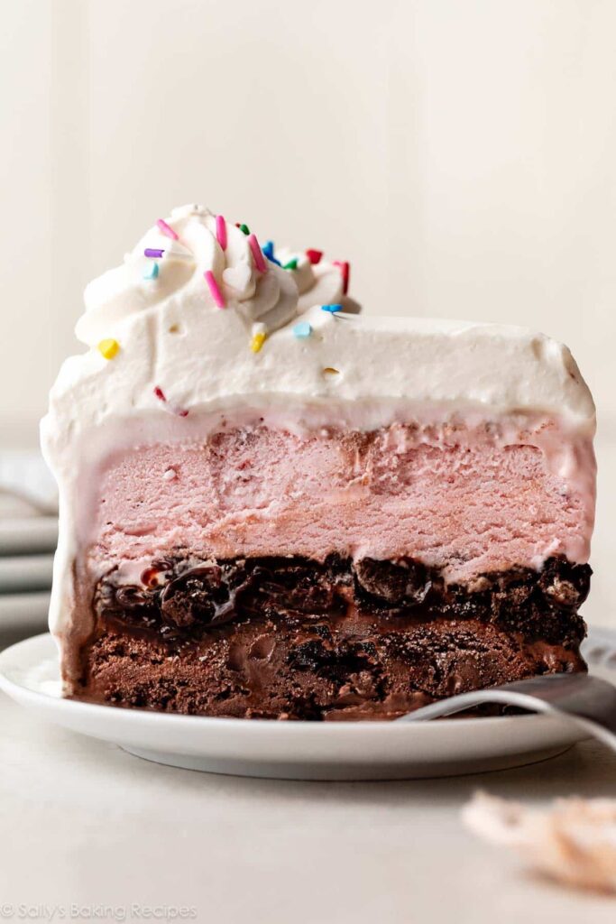 American Cakes Recipes 6 ice cream cake slice