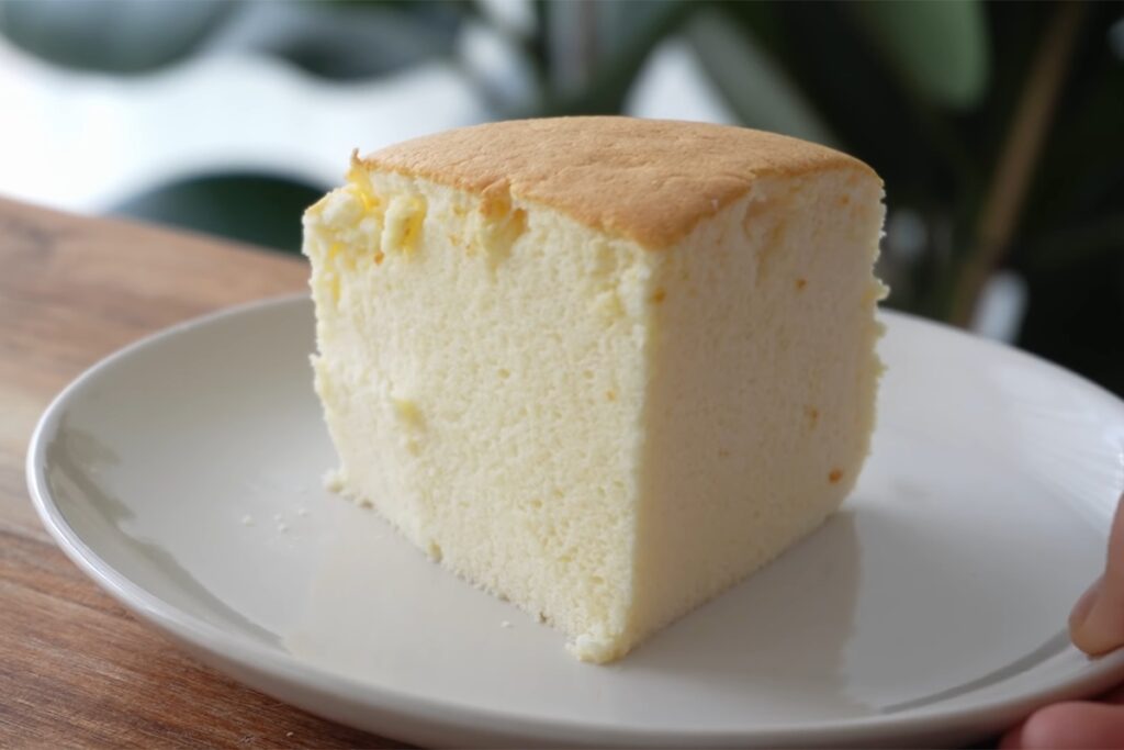 Fluffy Japanese Cheesecake Souffle